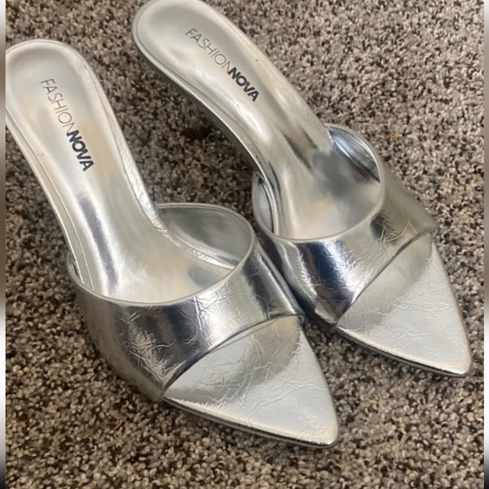 Fashion Nova Silver Sleek Sandal